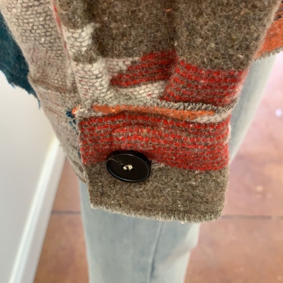 NWT Aztec Shacket - Picture 5 of 8